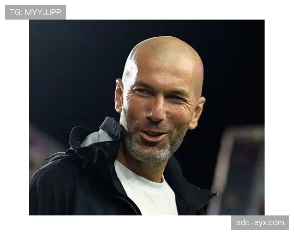 齐达内执教生涯再迎高光时刻：球队逆转取胜引爆赛场