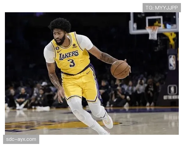 戴维斯防守策略升级助湖人状态回暖,重燃季后赛希望 戴维斯防守策略升级助湖人状态回暖,重燃季后赛希望