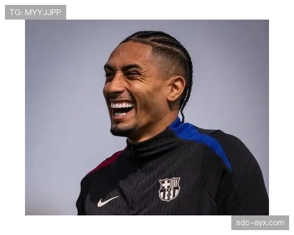 拉菲尼亚佩德里助攻配合默契 本赛季巴萨进攻端表现稳健